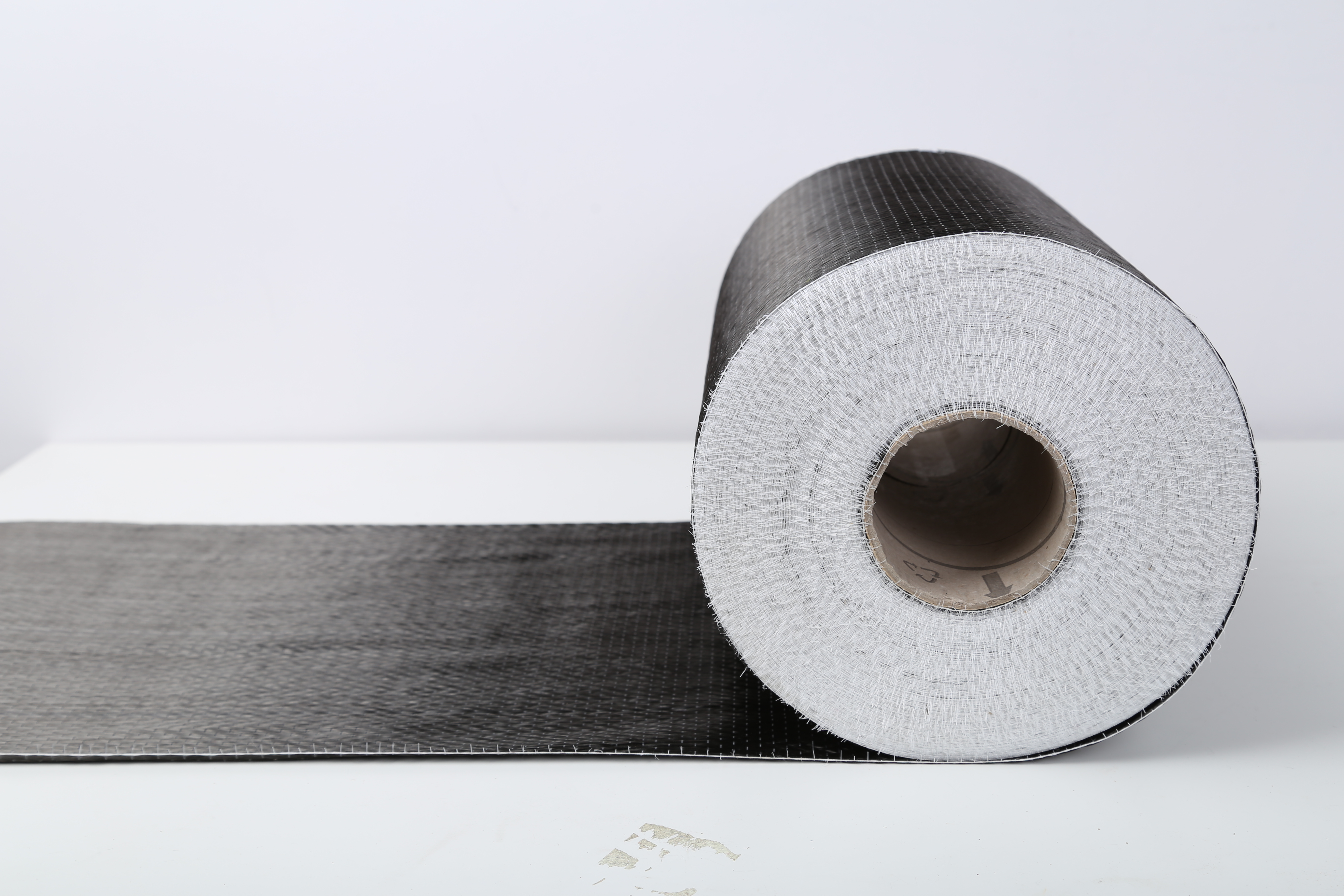 碳纖維加固知識(shí)：碳纖維加固每平方價(jià)格是多少？